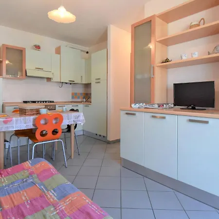 Solmare-38 By Interhome