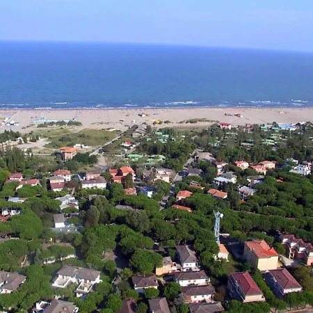 Solmare-38 By Interhome Rosapineta